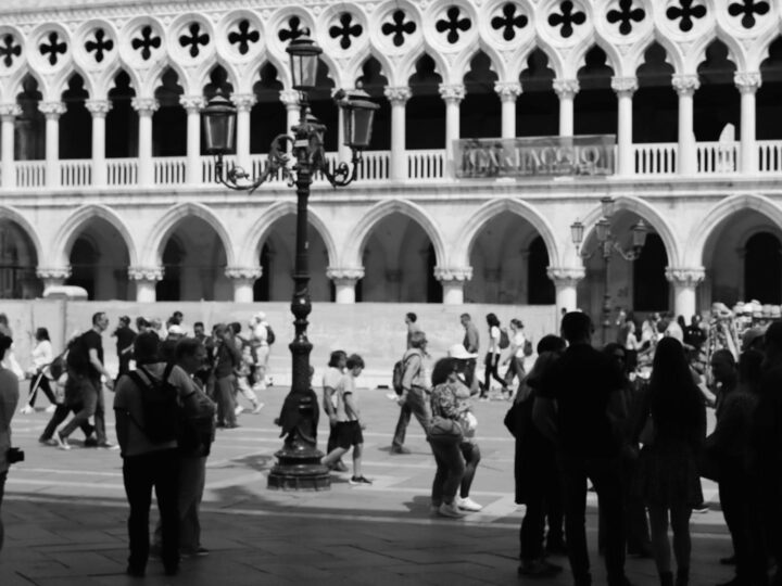 Piazza Hviezdoslav